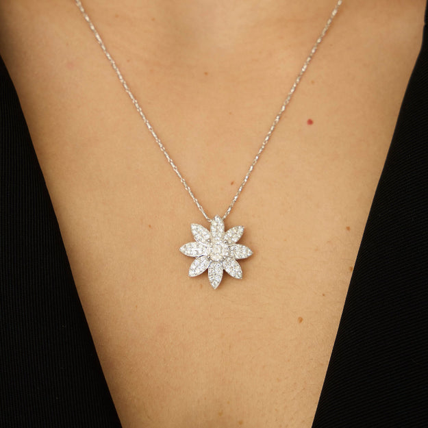 Cosmos Flower Petal Pendant Necklace - 18K Gold | VS Clarity Natural Diamonds