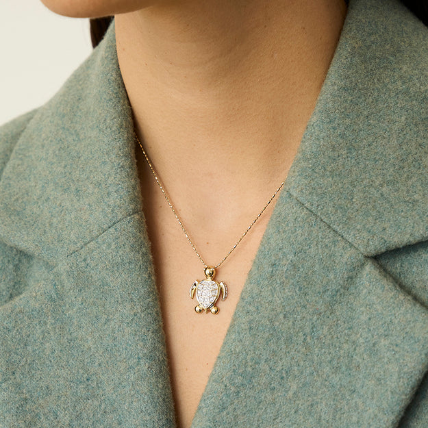 Diamond Turtle Pendant Necklace - 18K Gold | VS Clarity Natural Diamonds