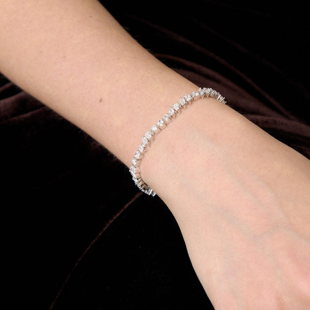Multi Shape Diamonds Tennis Bracelet - 18K Gold | VS Clarity Natural Diamonds