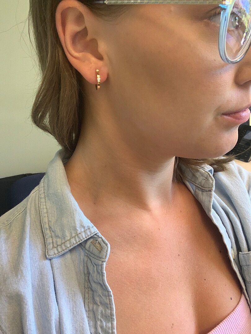 Single Stone Huggies - 18K Gold | VS Clarity Natural Diamonds